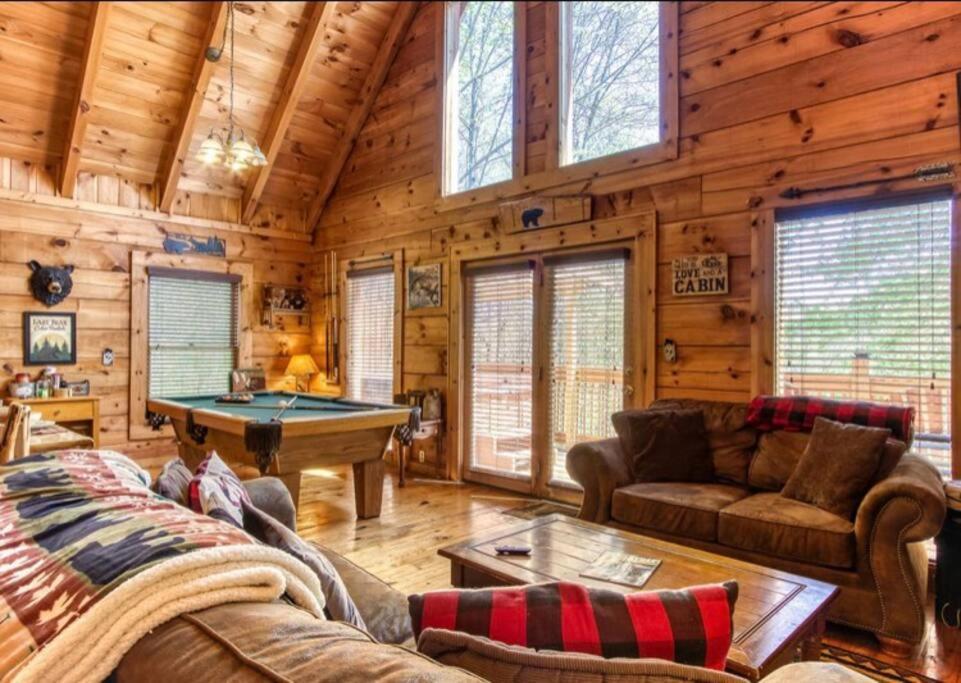 Lazy Bear Cabin เซอเวียร์วีล ภายนอก รูปภาพ