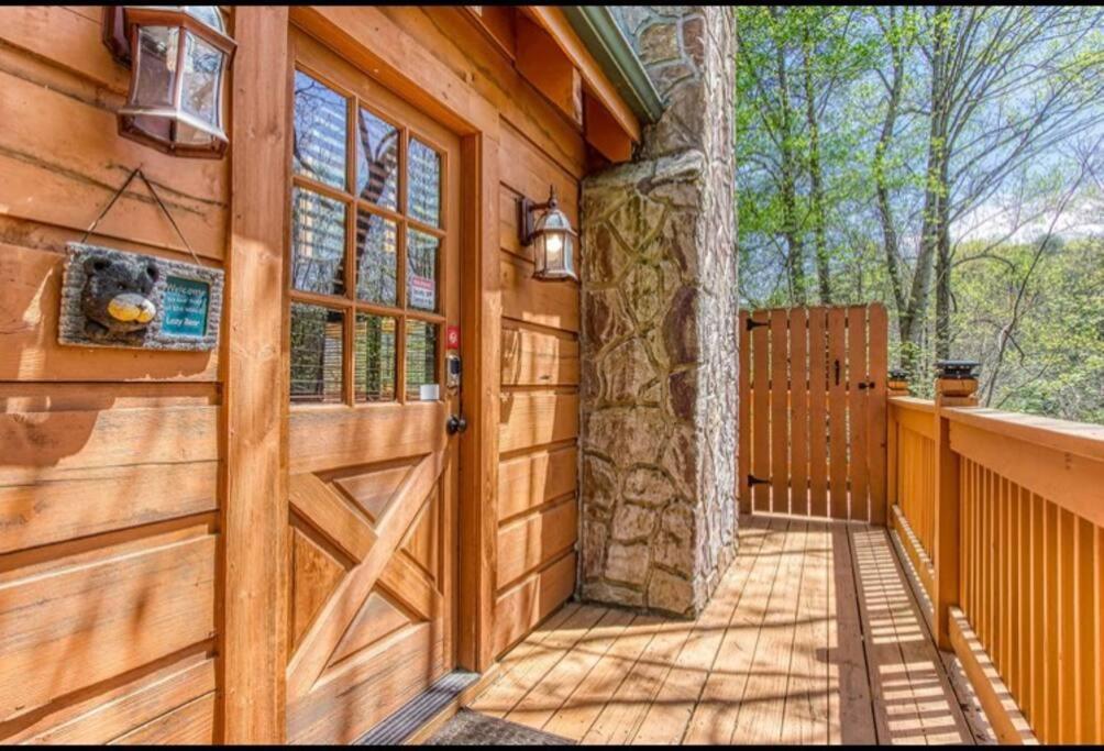 Lazy Bear Cabin เซอเวียร์วีล ภายนอก รูปภาพ